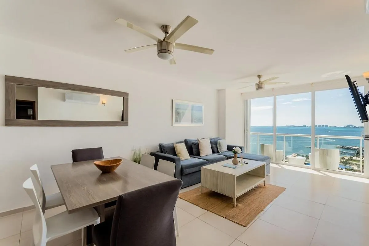 Coral Beachfront 2Bdr With Pool By Casa Paraiso Cancún