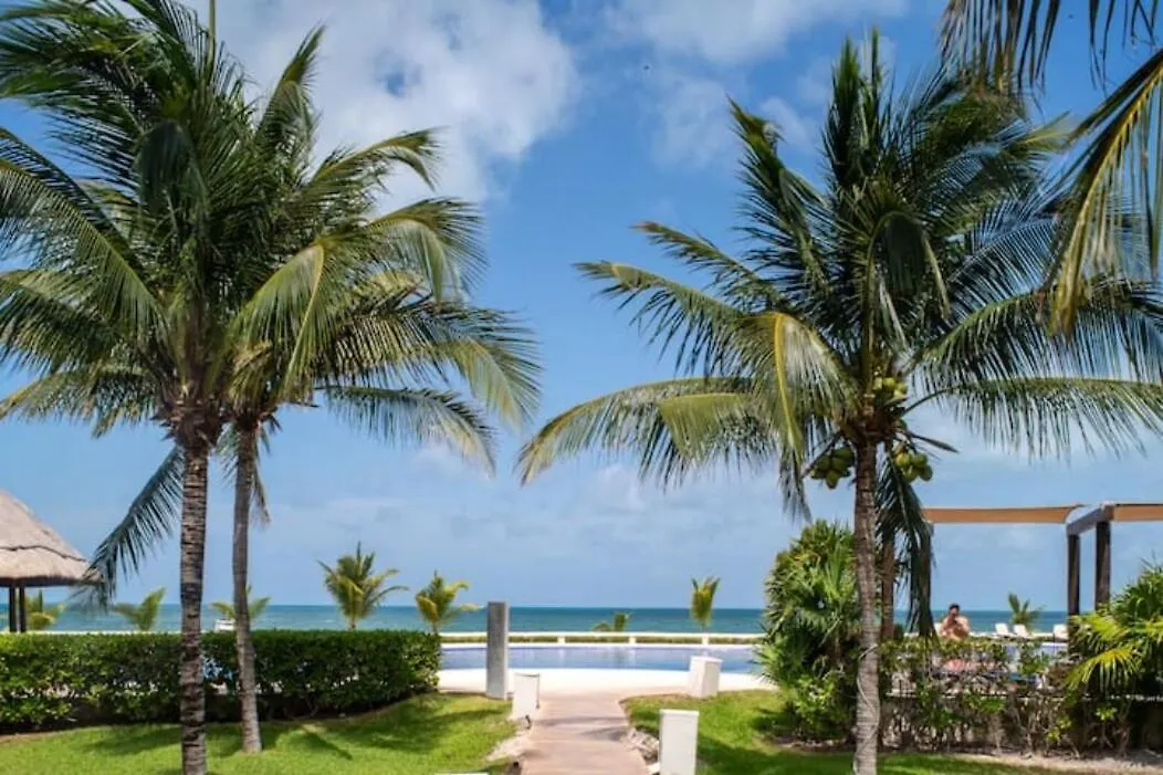 Coral Beachfront 2Bdr With Pool By Casa Paraiso Cancún
