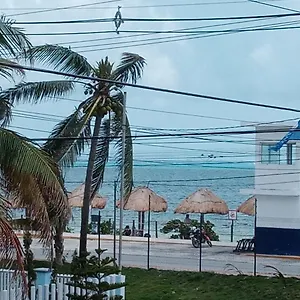 Caribbean Paradise Pensión